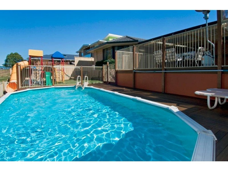 32  Bligh Pl, Lake Cathie NSW 2445