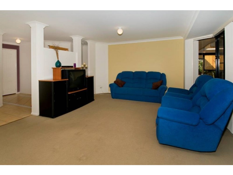 32  Bligh Pl, Lake Cathie NSW 2445