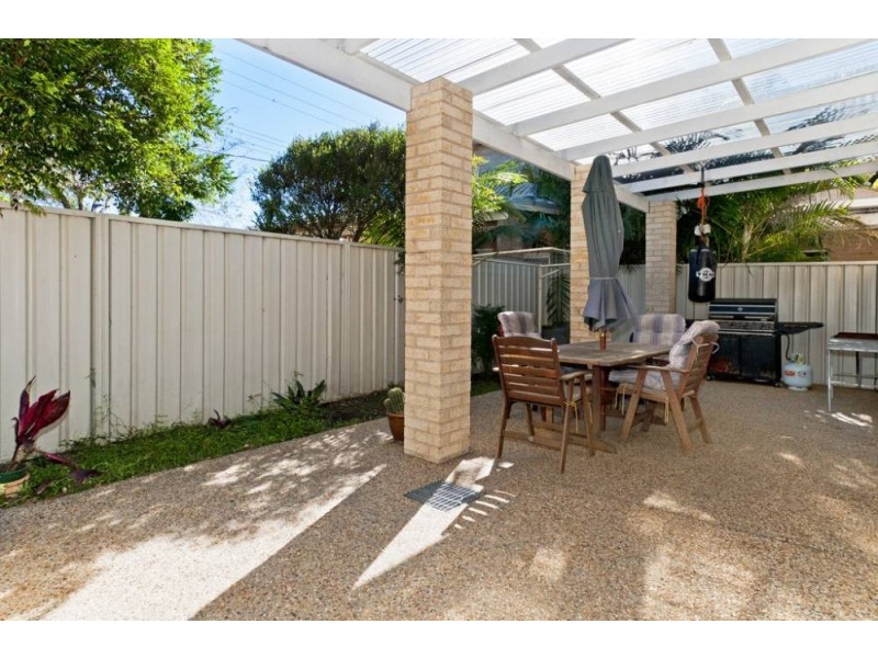 4/1604 Ocean Dr, Lake Cathie NSW 2445