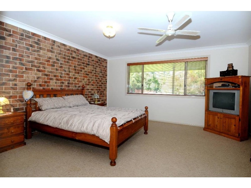 39 Springhill Place, Lake Cathie NSW 2445