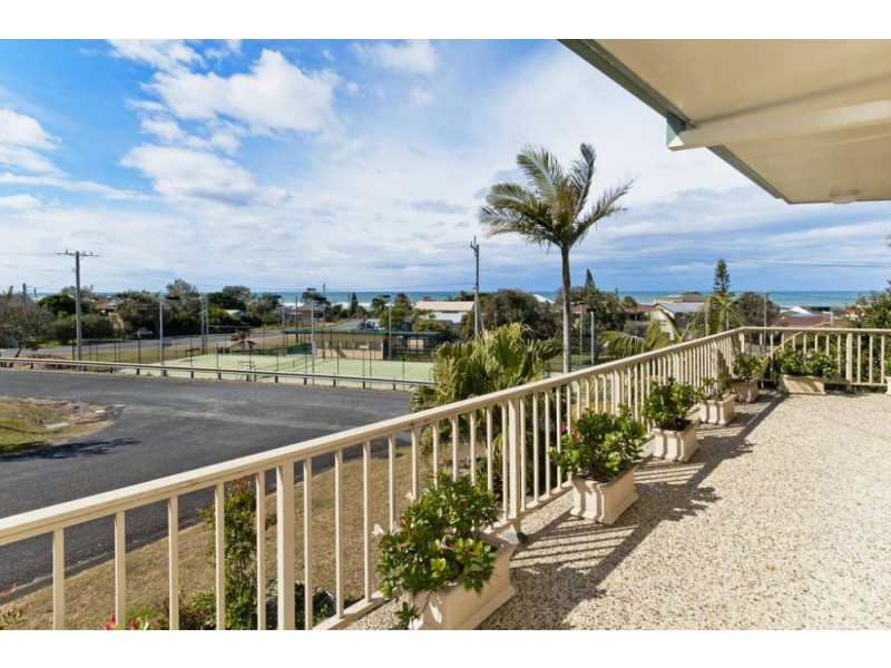 15 Orana Drive, Lake Cathie NSW 2445