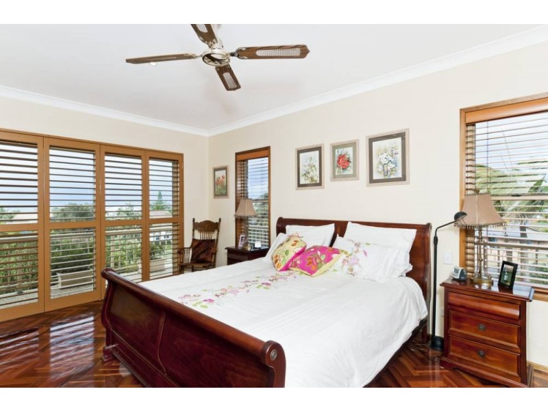 15 Orana Drive, Lake Cathie NSW 2445