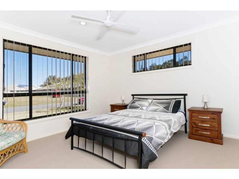 5 Buchan Place, Lake Cathie NSW 2445