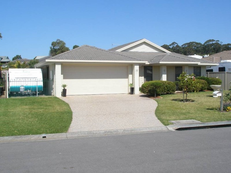 16 St Vincents Way, Bonny Hills NSW 2445