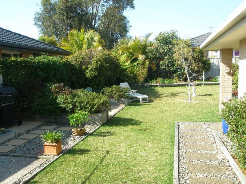 16 St Vincents Way, Bonny Hills NSW 2445