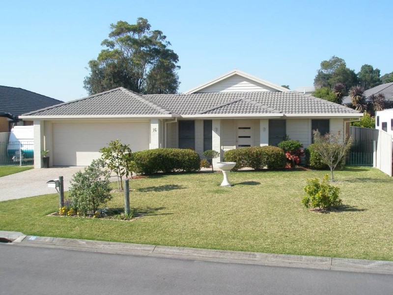 16 St Vincents Way, Bonny Hills NSW 2445