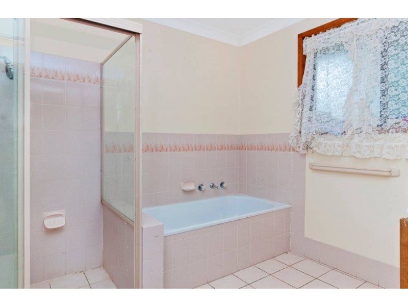 1559 Ocean Dr, Lake Cathie NSW 2445