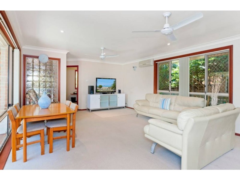 4 Boomerang St, Lake Cathie NSW 2445