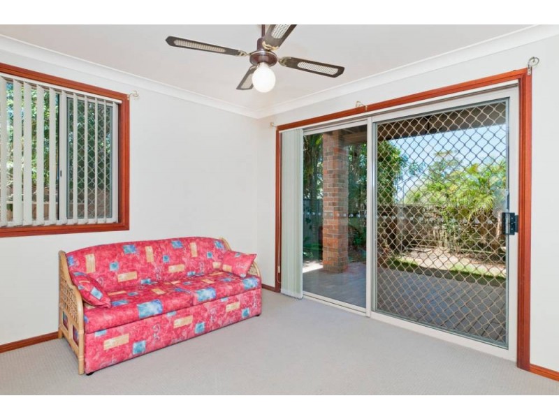 4 Boomerang St, Lake Cathie NSW 2445