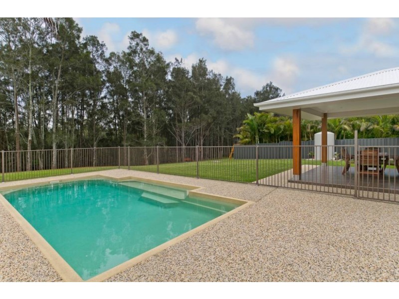 10 Eagle Pl, Lake Cathie NSW 2445