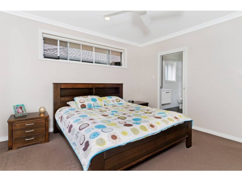 10 Eagle Pl, Lake Cathie NSW 2445