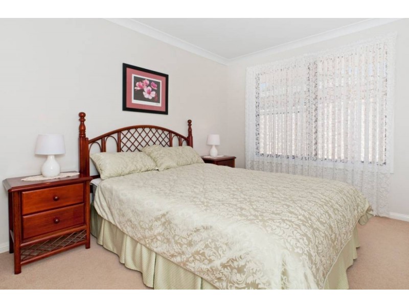 33 Bounty Ave, Lake Cathie NSW 2445