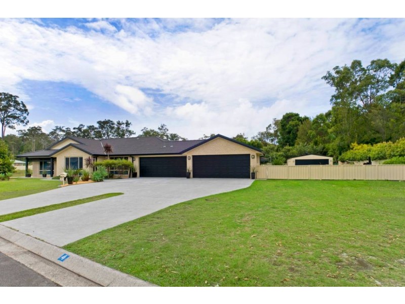 4 Forestway, Lake Cathie NSW 2445