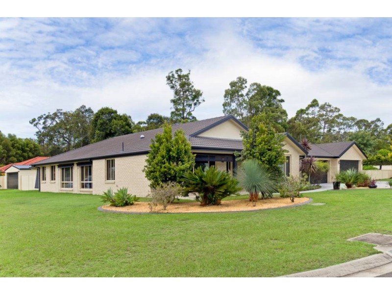 4 Forestway, Lake Cathie NSW 2445