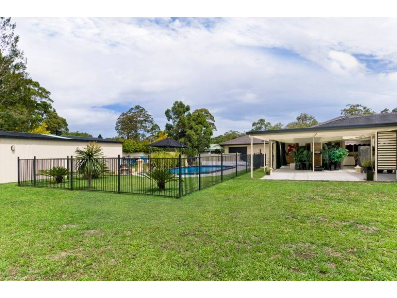 4 Forestway, Lake Cathie NSW 2445