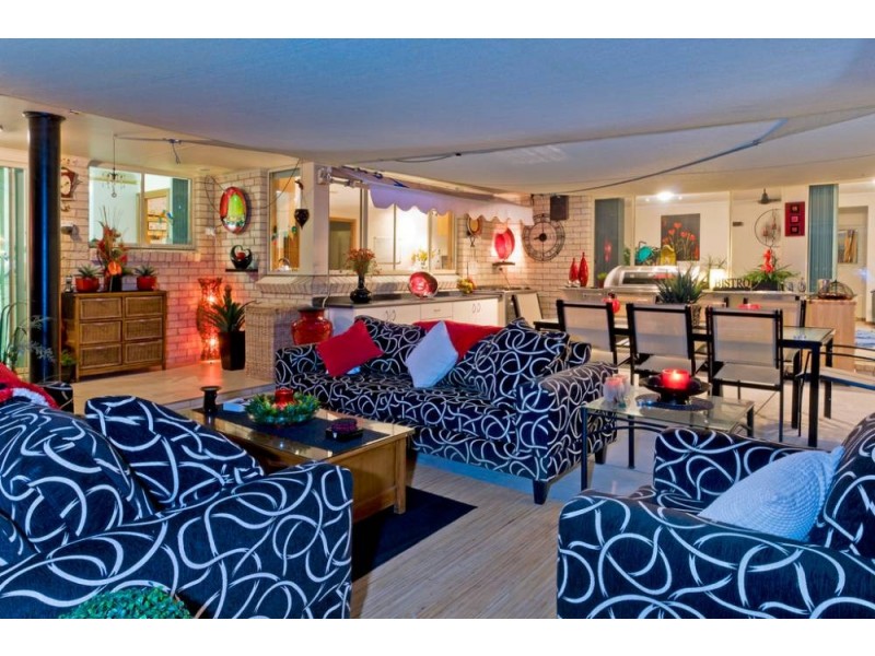 4 Forestway, Lake Cathie NSW 2445