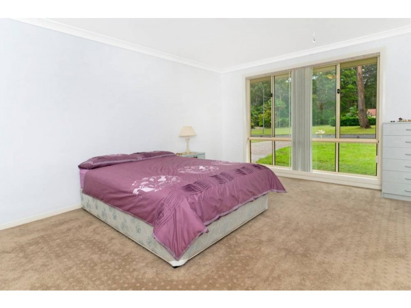 24 Lakeside Way, Lake Cathie NSW 2445