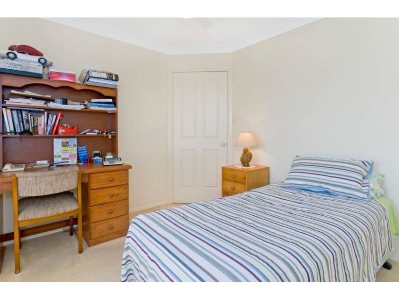 19 Bligh Pl, Lake Cathie NSW 2445