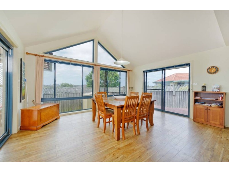 32  Kendall Cr, Bonny Hills NSW 2445