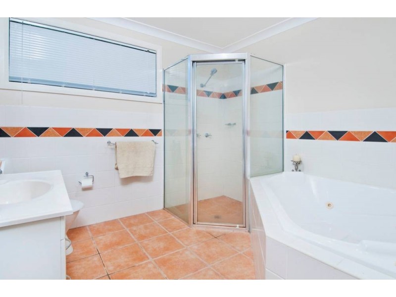 29 Bounty Ave, Lake Cathie NSW 2445