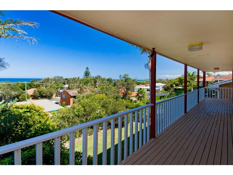 1548 Ocean Dr, Lake Cathie NSW 2445