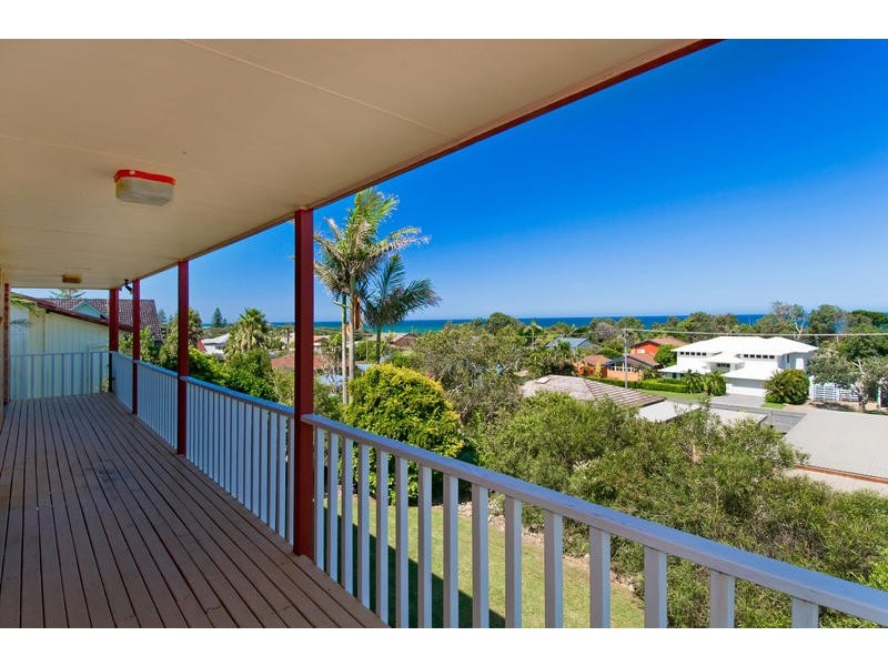1548 Ocean Dr, Lake Cathie NSW 2445