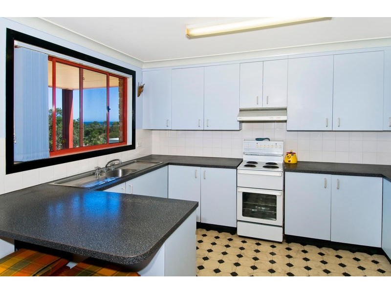 1548 Ocean Dr, Lake Cathie NSW 2445