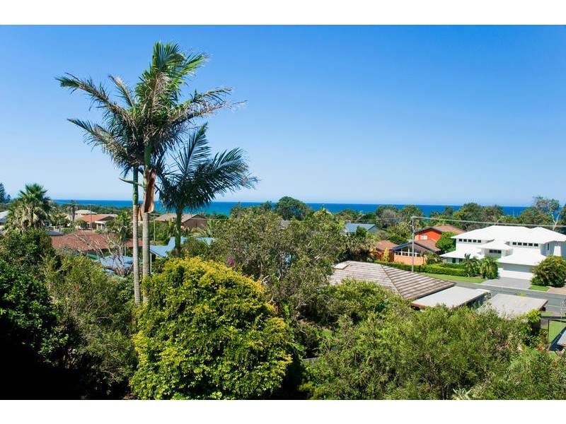 1548 Ocean Dr, Lake Cathie NSW 2445