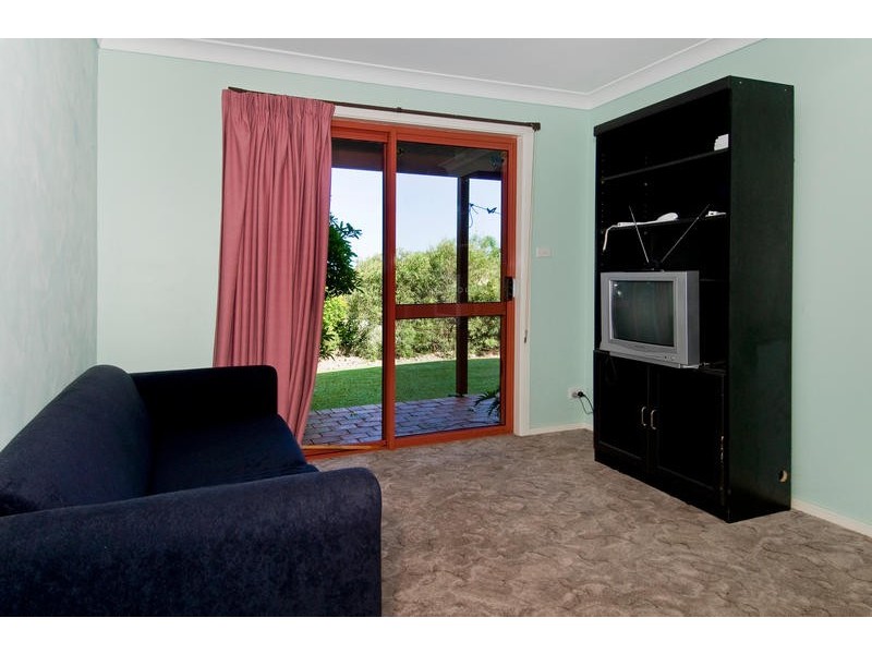 1548 Ocean Dr, Lake Cathie NSW 2445