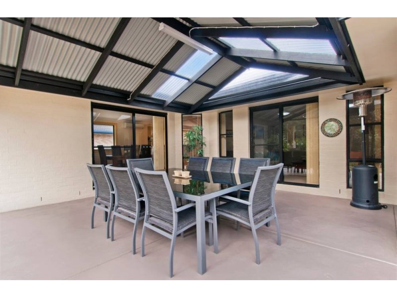 47 Abel Tasman Dr, Lake Cathie NSW 2445