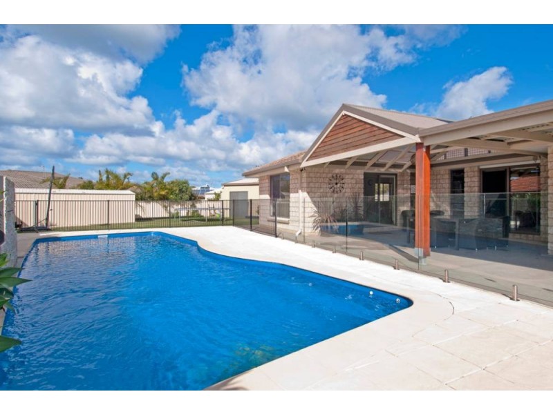 16 Tweed Pl, Lake Cathie NSW 2445