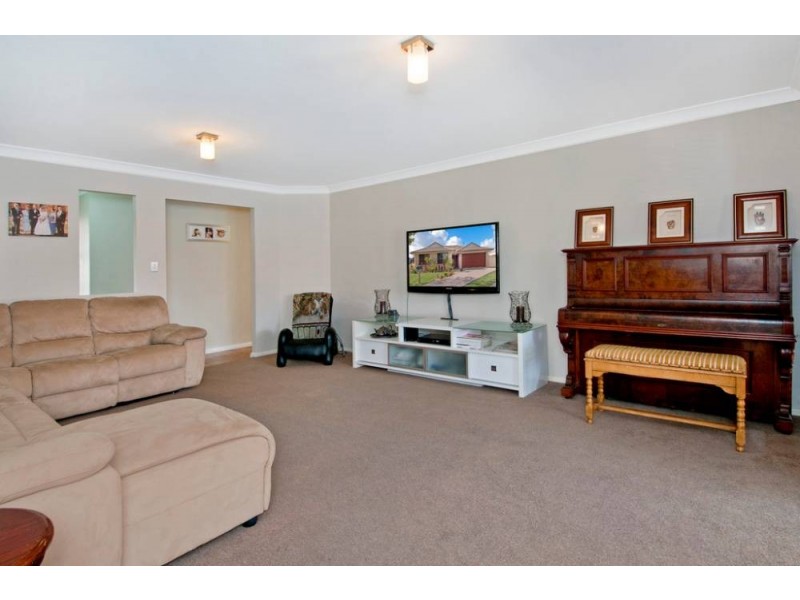 16 Tweed Pl, Lake Cathie NSW 2445