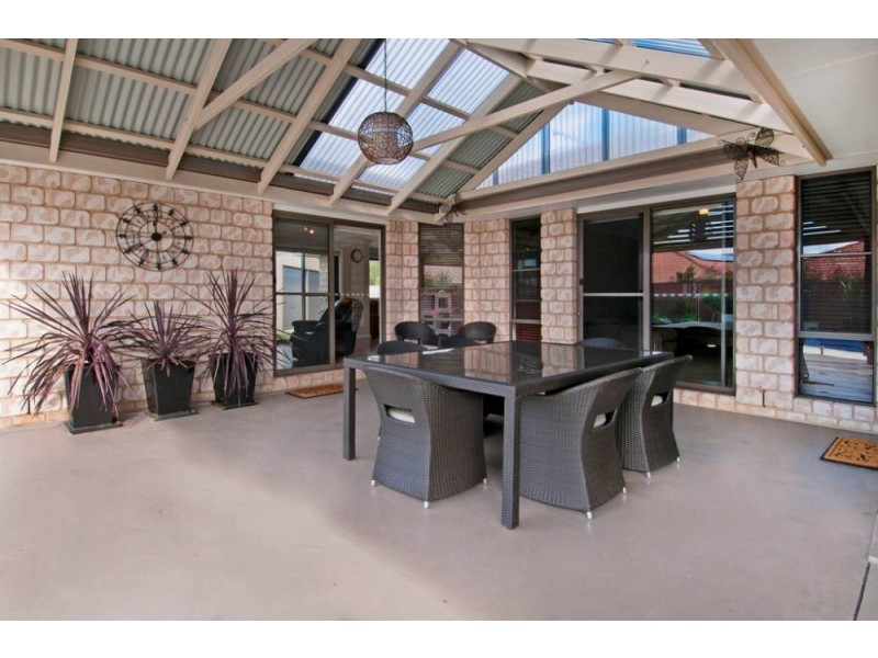 16 Tweed Pl, Lake Cathie NSW 2445