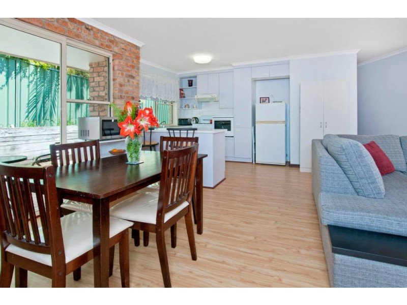 2.11 Banjora Pl, Lake Cathie NSW 2445