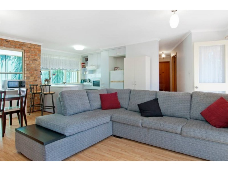 2.11 Banjora Pl, Lake Cathie NSW 2445