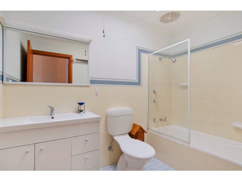 2.11 Banjora Pl, Lake Cathie NSW 2445