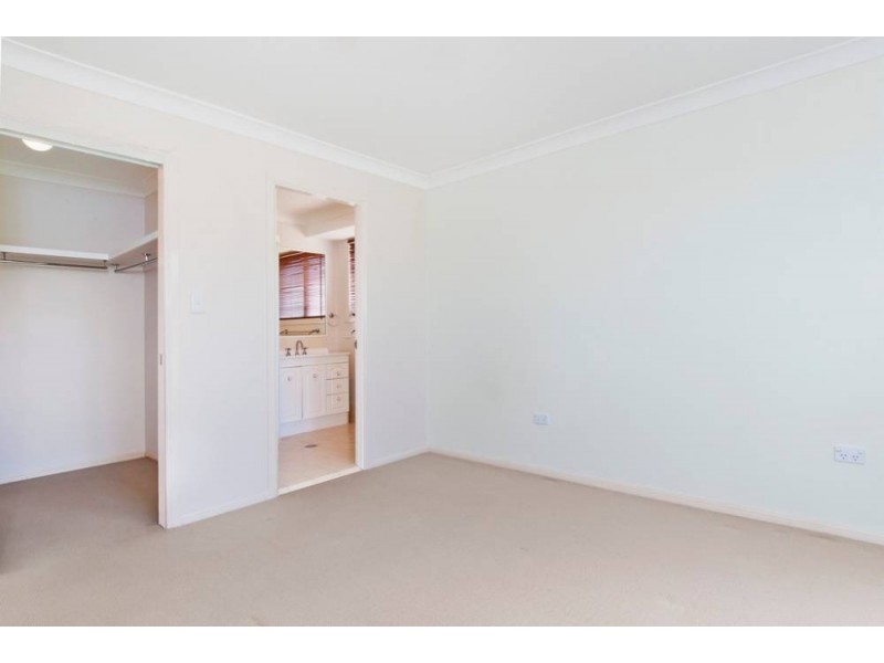 35 Explorers Way, Lake Cathie NSW 2445