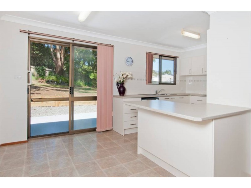 76 Tallong Dr, Lake Cathie NSW 2445
