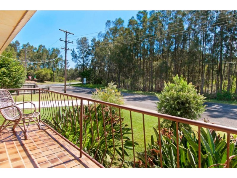 76 Tallong Dr, Lake Cathie NSW 2445