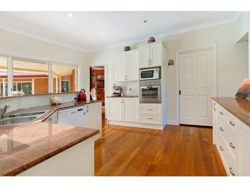 6 Sheoak Pl, Lake Cathie NSW 2445