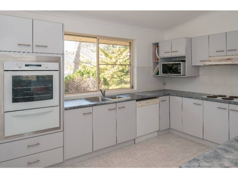 55 Clifton Dr, Port Macquarie NSW 2444