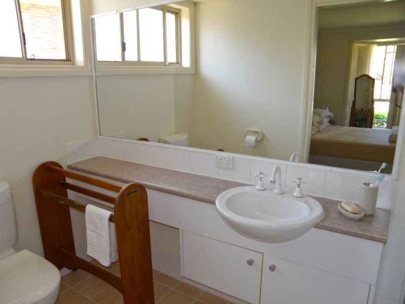 1b/190 Pacific Drive, Port Macquarie NSW 2444