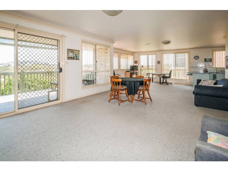 2/39 Burrawong Drive, Port Macquarie NSW 2444