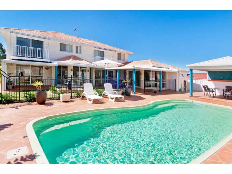 2 Elsie Crt, Port Macquarie NSW 2444
