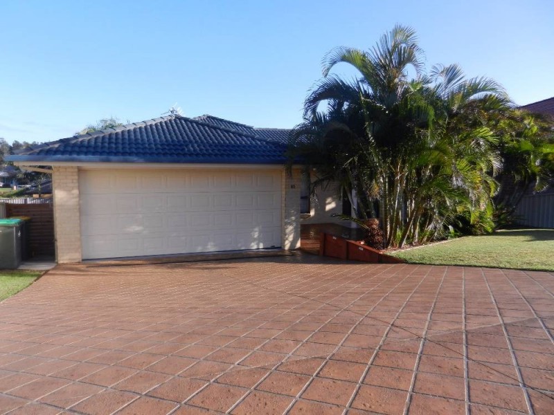 65 Fiona Cr, Lake Cathie NSW 2445