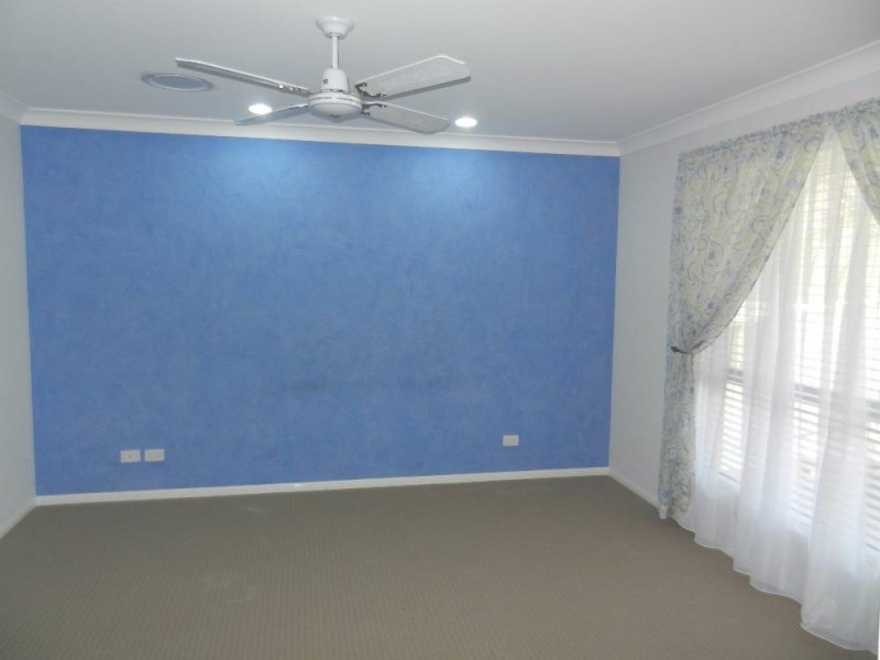 65 Fiona Cr, Lake Cathie NSW 2445