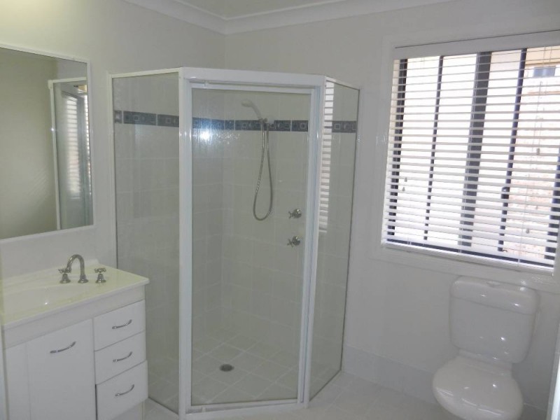 65 Fiona Cr, Lake Cathie NSW 2445