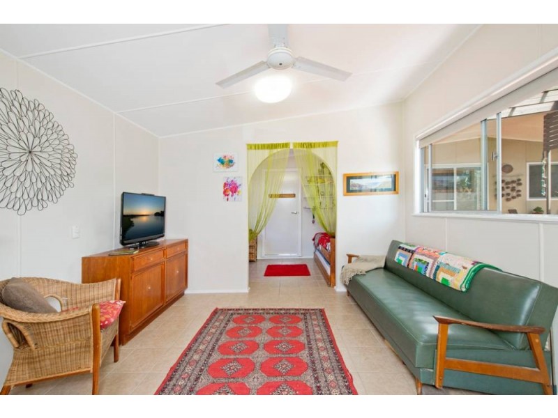 17 Koribah Ave, Lake Cathie NSW 2445
