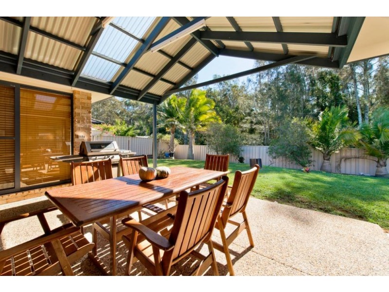 49 Abel Tasman Dr, Lake Cathie NSW 2445