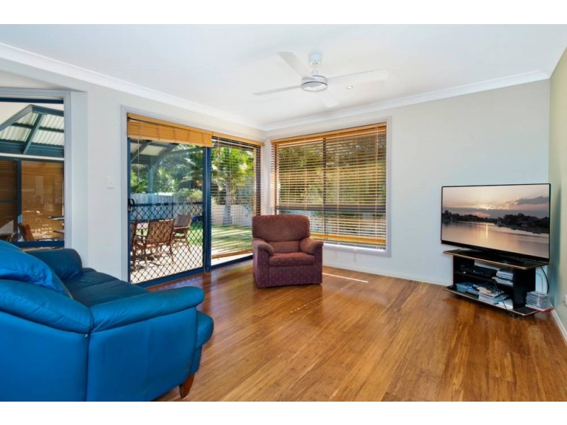 49 Abel Tasman Dr, Lake Cathie NSW 2445